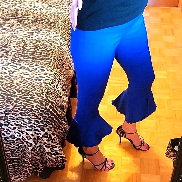 HOT Cobalt Blue Stretch Ruffle-Hem Crop Pants! 6 - Picture 10 of 15